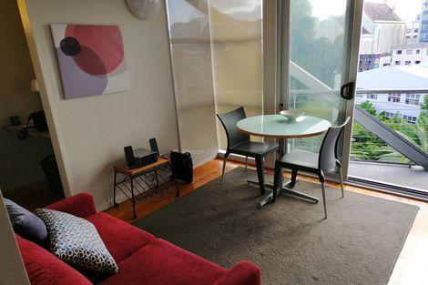 Photo of property in Scotia Tower Apartments, 7e/8 Scotia Place, Auckland Central, Auckland, 1010