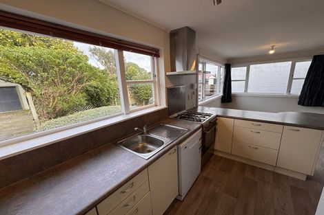 Photo of property in 26 Monorgan Road, Strathmore Park, Wellington, 6022