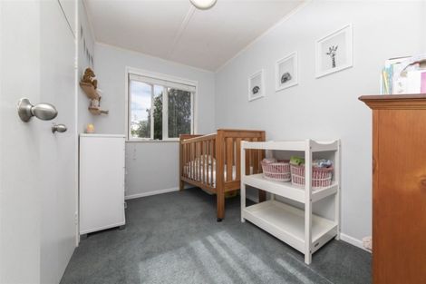 Photo of property in 2/118 Triangle Road, Massey, Auckland, 0614