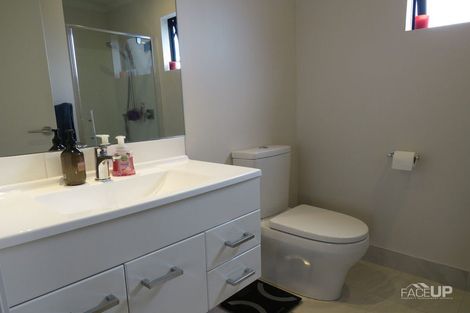 Photo of property in 91b Hobsonville Point Road, Hobsonville, Auckland, 0616