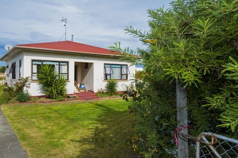 Photo of property in 99 De Lautour Road, Inner Kaiti, Gisborne, 4010