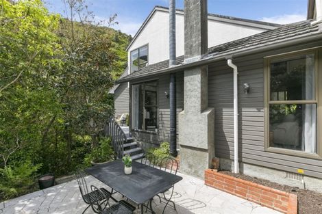 Photo of property in 70b Amapur Drive, Khandallah, Wellington, 6035