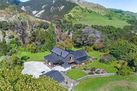 Photo of property in 1131 Whakarau Road, Otoko, Te Karaka, 4092