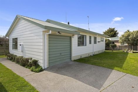 Photo of property in 12 Belray Place, Papamoa Beach, Papamoa, 3118