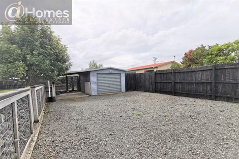 Photo of property in 69 Taikata Road, Te Atatu Peninsula, Auckland, 0610