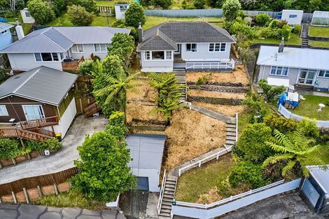 Photo of property in 63 Salford Street, Newlands, Wellington, 6037