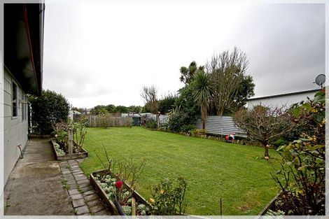 Photo of property in 12 Hillary Street, Foxton, 4814