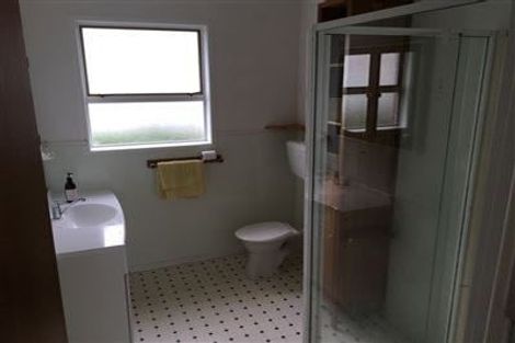 Photo of property in 1/47 Braemar Road, Rothesay Bay, Auckland, 0630