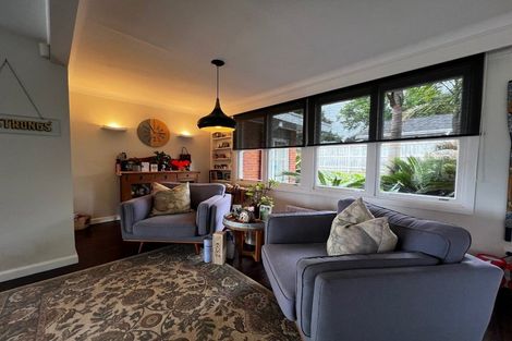 Photo of property in 77 Sunnybrae Road, Hillcrest, Auckland, 0627