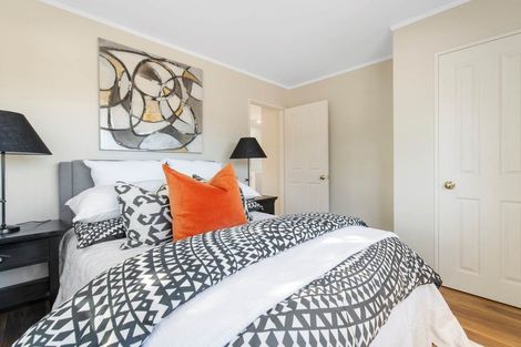 Photo of property in 13 Oakridge Way, Northpark, Auckland, 2013