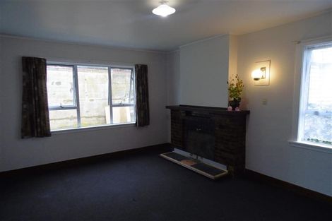 Photo of property in 27 Bulteel Street, New Plymouth, 4310