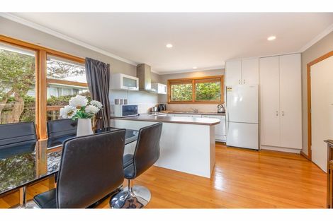 Photo of property in 32 Horton Place, Avondale, Christchurch, 8061