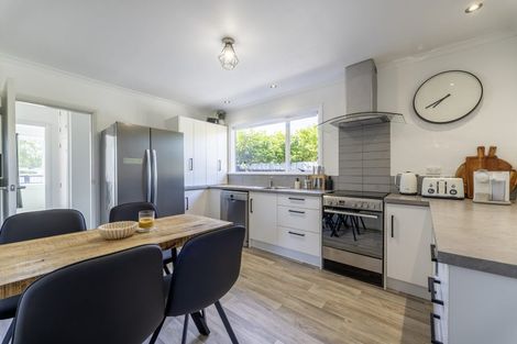 Photo of property in 10 Athol Place, Highfield, Timaru, 7910