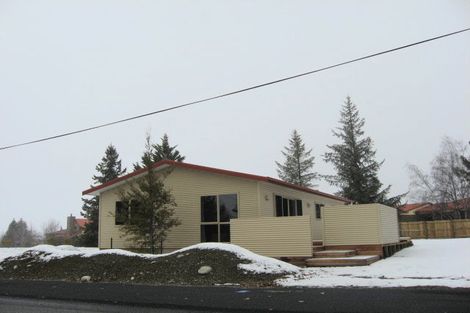 Photo of property in 6 Glenbrook Crescent, Twizel, 7901