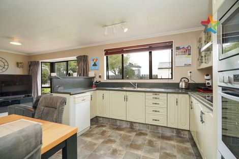 Photo of property in 17 Skye Street, Heidelberg, Invercargill, 9812