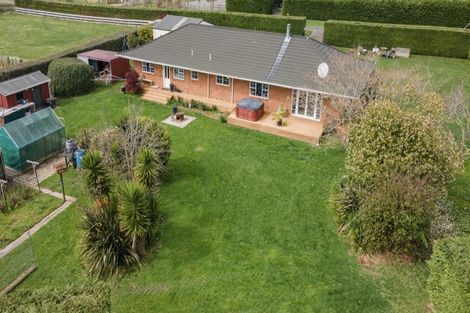 Photo of property in 91 Te Whanga Road, Levin, 5572