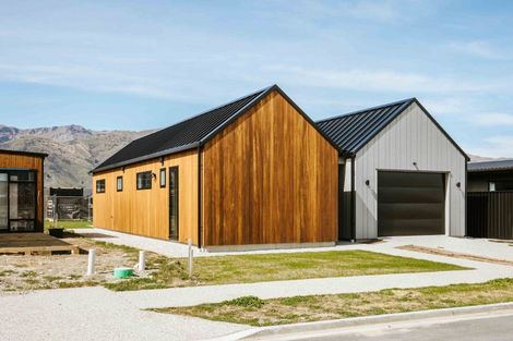 Photo of property in 3 Dunn Street, Lake Hawea, 9382