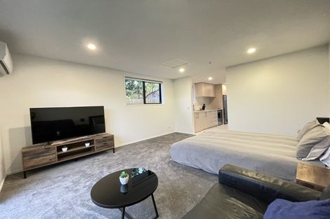 Photo of property in 9/5 Shearer Avenue, Papanui, Christchurch, 8052