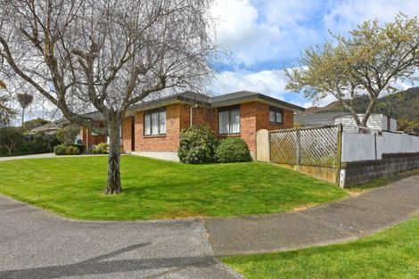 Photo of property in 31 Seddon Street, Wallaceville, Upper Hutt, 5018