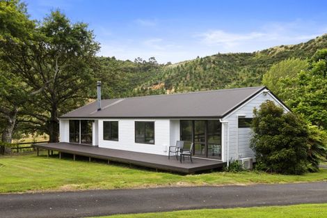 Photo of property in 194 Skyhigh Road, Hunua, Papakura, 2583