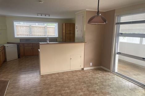 Photo of property in 9 Sunnyview Road, Greenhithe, Auckland, 0632