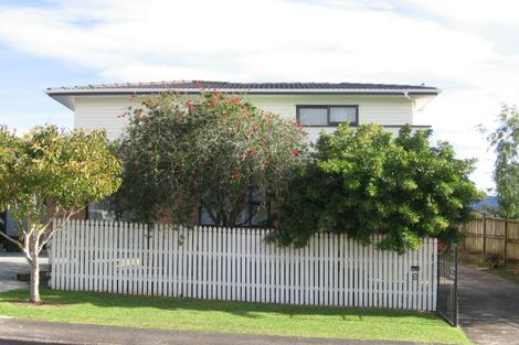 Photo of property in 8 Imperial Place, Henderson, Auckland, 0612