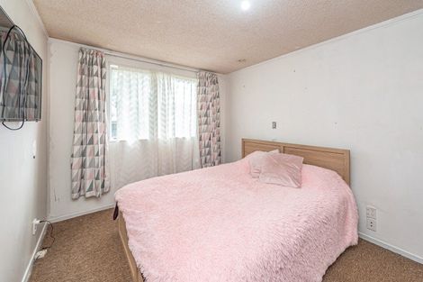 Photo of property in 28 Tongariro Street, Castlecliff, Whanganui, 4501