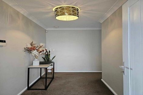 Photo of property in 6 Norrie Street, Redwood, Christchurch, 8051