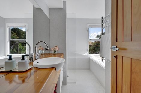 Photo of property in 370b Devon Street West, Lynmouth, New Plymouth, 4310