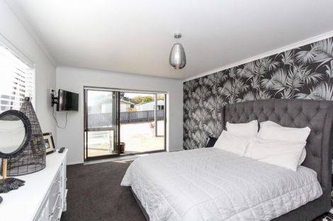 Photo of property in 7 Elliott Street, Waitara, 4320
