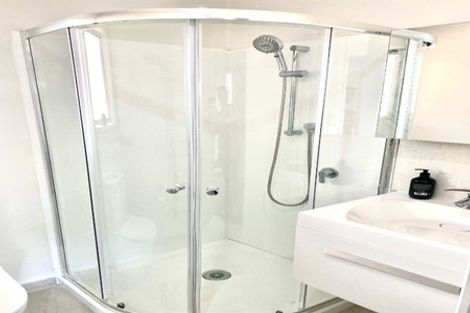 Photo of property in 29a Archers Road, Hillcrest, Auckland, 0629