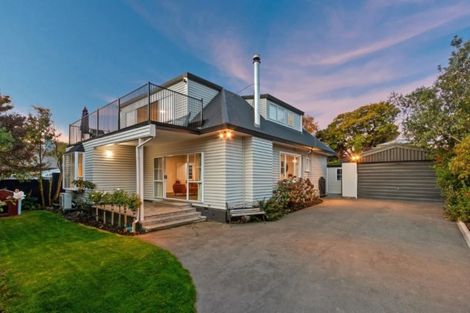 Photo of property in 28 Riverlaw Terrace, Saint Martins, Christchurch, 8022