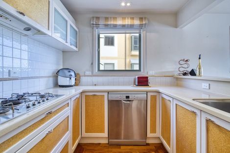 Photo of property in 74 Harbour Village Drive, Gulf Harbour, Whangaparaoa, 0930
