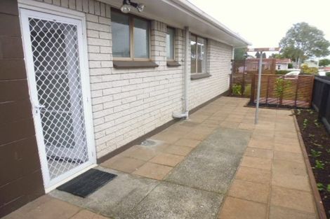 Photo of property in 2/95 Beach Road, Pahurehure, Papakura, 2113