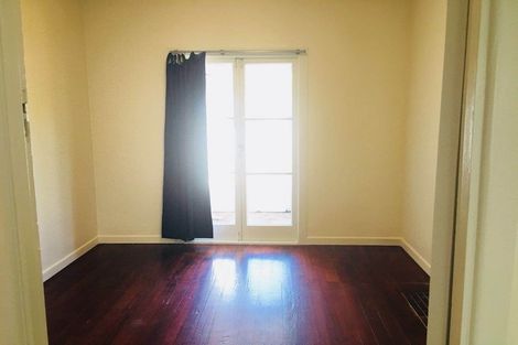 Photo of property in 27 Rimu Street, New Lynn, Auckland, 0600