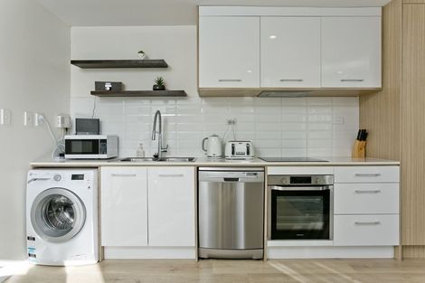 Photo of property in 2/152 Manuka Road, Bayview, Auckland, 0629