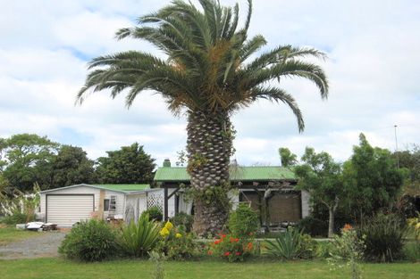 Photo of property in 28 Solander Street, Tolaga Bay, 4077