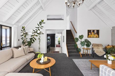 Photo of property in 26 Durham Drive, Havelock North, 4130