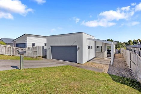 Photo of property in 50a Puhirake Crescent, Pyes Pa, Tauranga, 3112