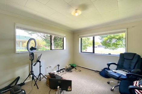 Photo of property in 122 California Drive, Totara Park, Upper Hutt, 5018