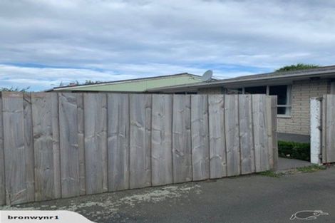Photo of property in 2/12 Mortlake Street, Islington, Christchurch, 8042