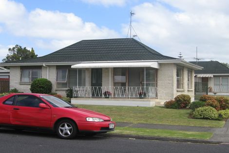 Photo of property in 3/2 Waterloo Road, Milford, Auckland, 0620