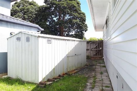 Photo of property in 2/46 Trinidad Road, Sunnynook, Auckland, 0620