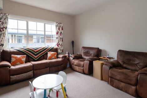 Photo of property in 64 Cameron Street, Ashburton, 7700