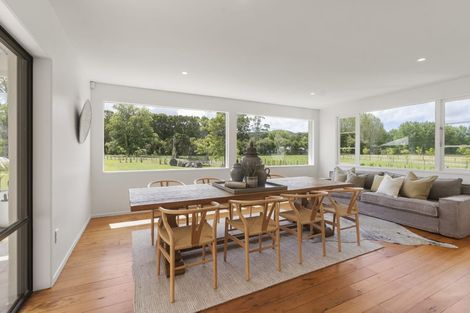 Photo of property in 2 Ward Road, Matakana, Warkworth, 0985