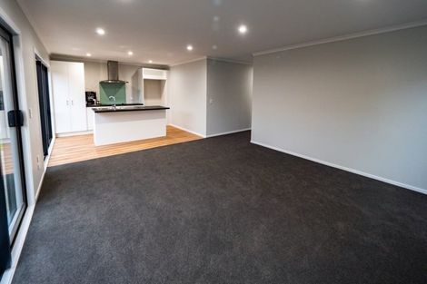 Photo of property in 8 Koru Loop, Paraparaumu, 5032