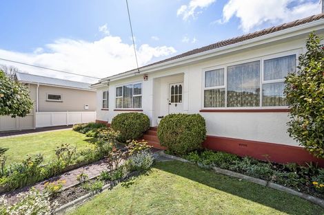 Photo of property in 36 Parkvale Road, Karori, Wellington, 6012