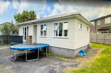 Photo of property in 112 Cargill Street, Papakura, 2110