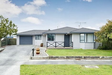 Photo of property in 96 Hillcrest Drive, Kelvin Grove, Palmerston North, 4414