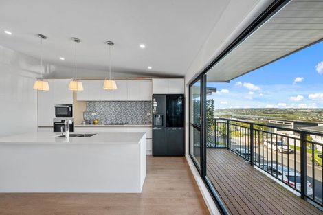 Photo of property in 54 Ascension Crescent, Orewa, 0931